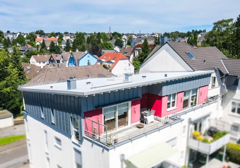 Luftbild mit Dachterrasse